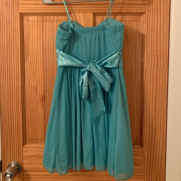 Speechless Dress - Picture 2 of 4